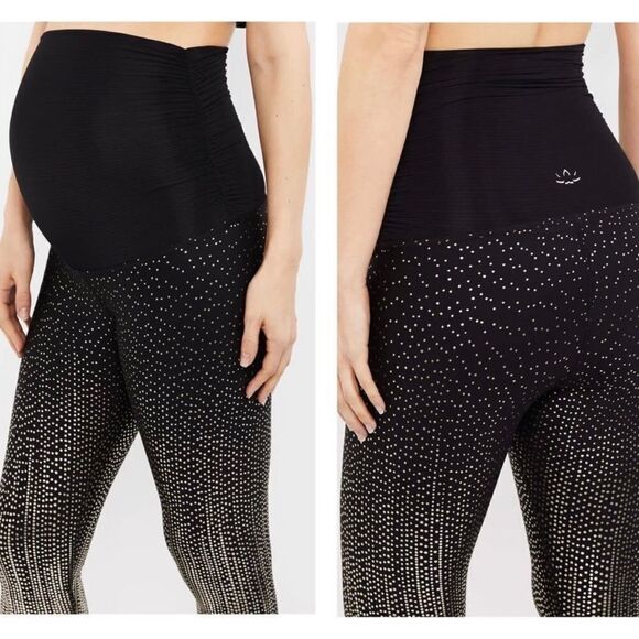 Beyond The Bump Drip Drop Fold Over Belly Ombre
Black Gold Maternity Legging - Picture 2 of 11